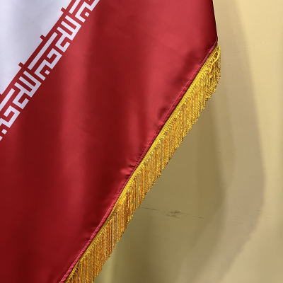 تشریفات ساتن با ریشه با پایه پنجه شیری